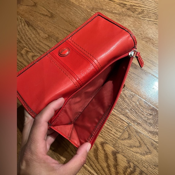 Coach wallet used** - Picture 6 of 11